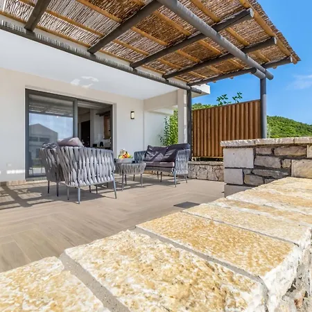 Ionian Hospitality γαληνη 1 *
